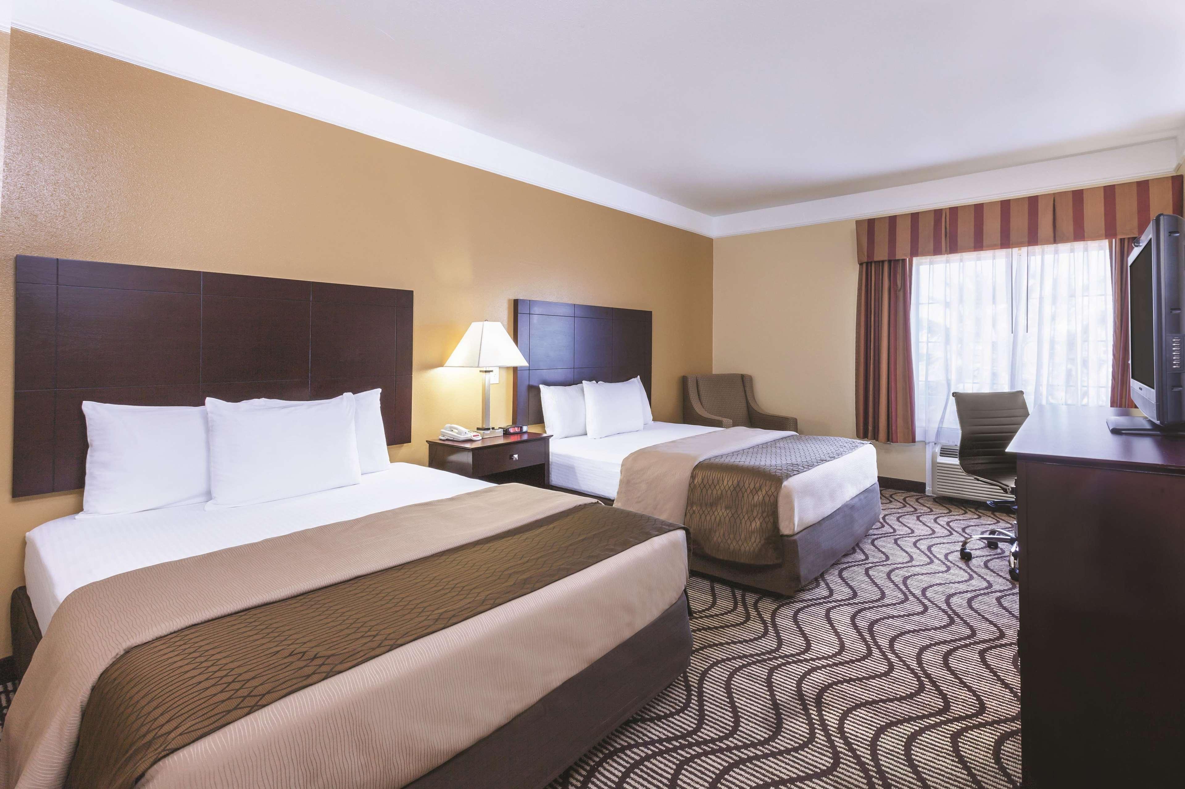 Hotel La Quinta By Wyndham Angleton Exteriér fotografie