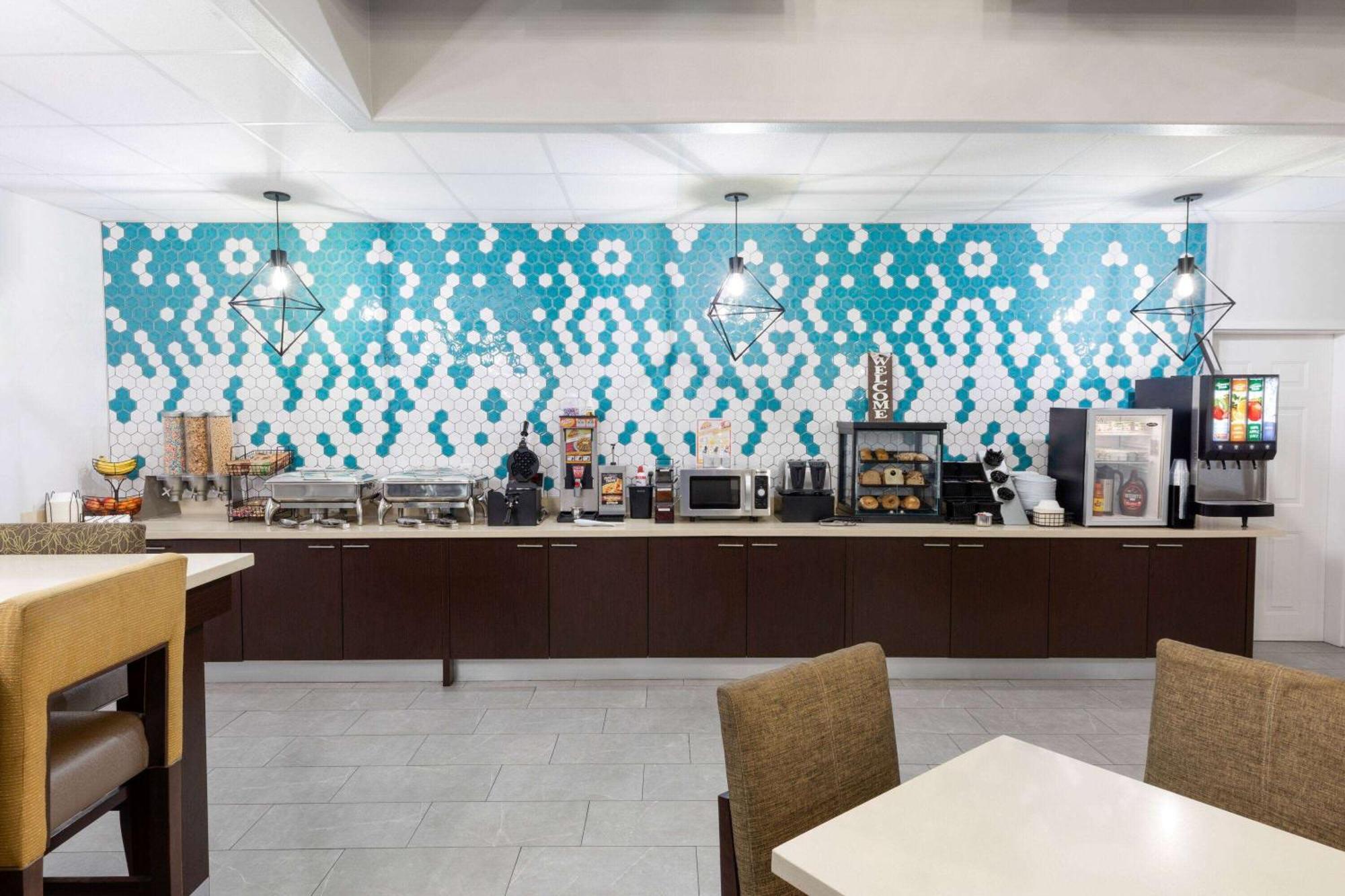 Hotel La Quinta By Wyndham Angleton Exteriér fotografie